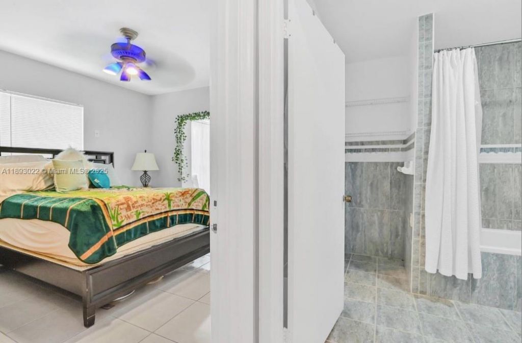 822 Avenida Hermosa, West Palm Beach, FL 33405 Photo