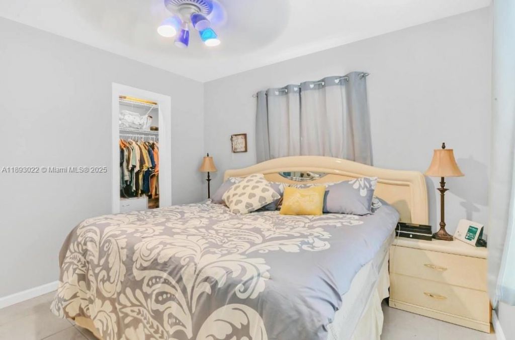 822 Avenida Hermosa, West Palm Beach, FL 33405 Photo