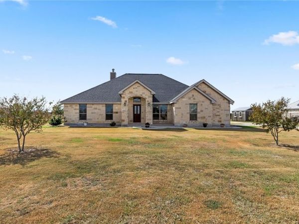 108 Haycraft Boulevard, Marion, TX 78124