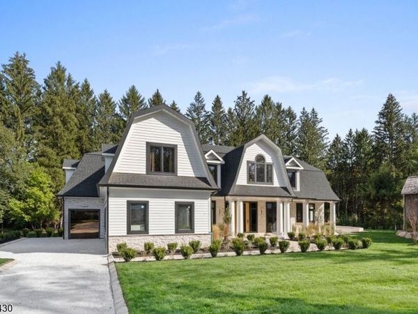 48 Pleasant Ave, Upper Saddle River, NJ 07458