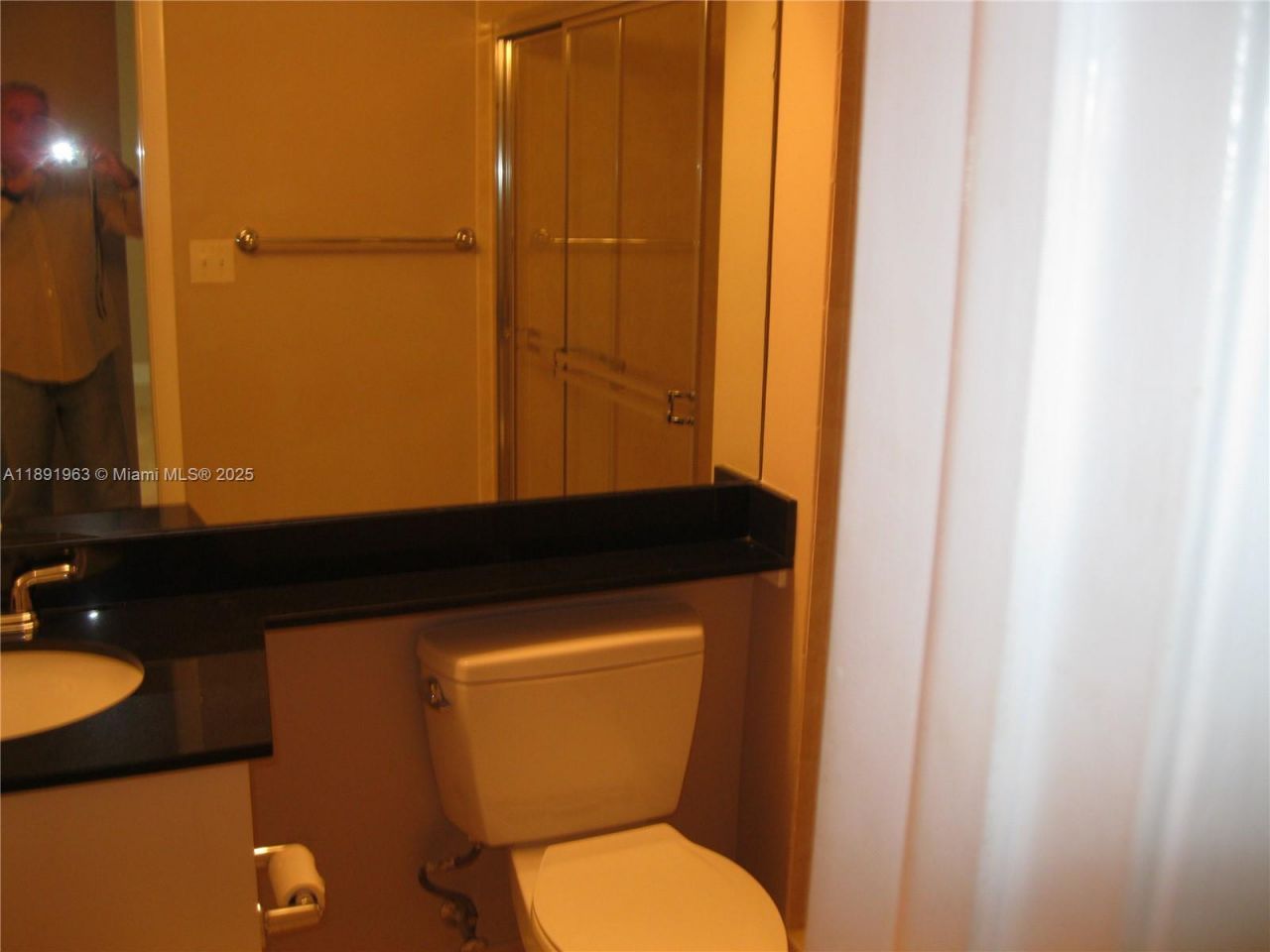 31 SE 5 St, Unit 1210, Miami, FL 33131 Photo