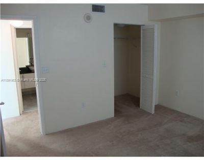 31 SE 5 St, Unit 1210, Miami, FL 33131 Photo
