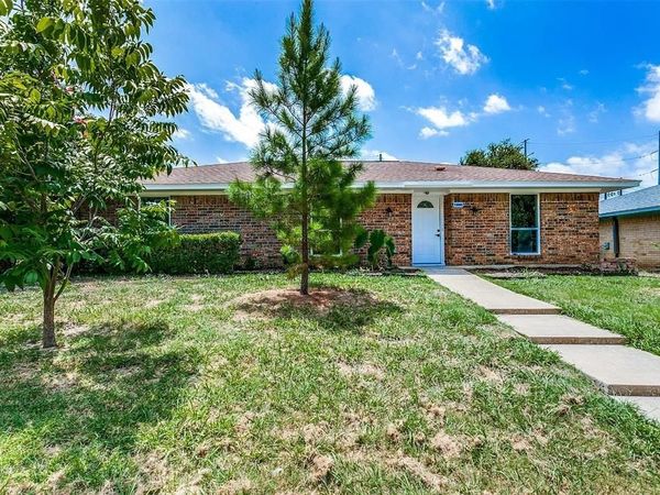 1580 College Parkway, Lewisville, TX 75077