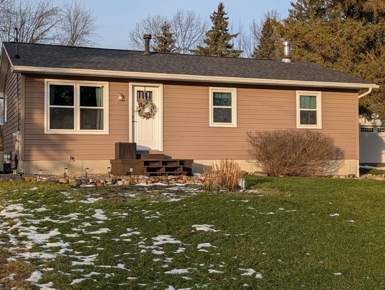 10033 Nimphie Road, Fenton, MI 48430 Main Photo