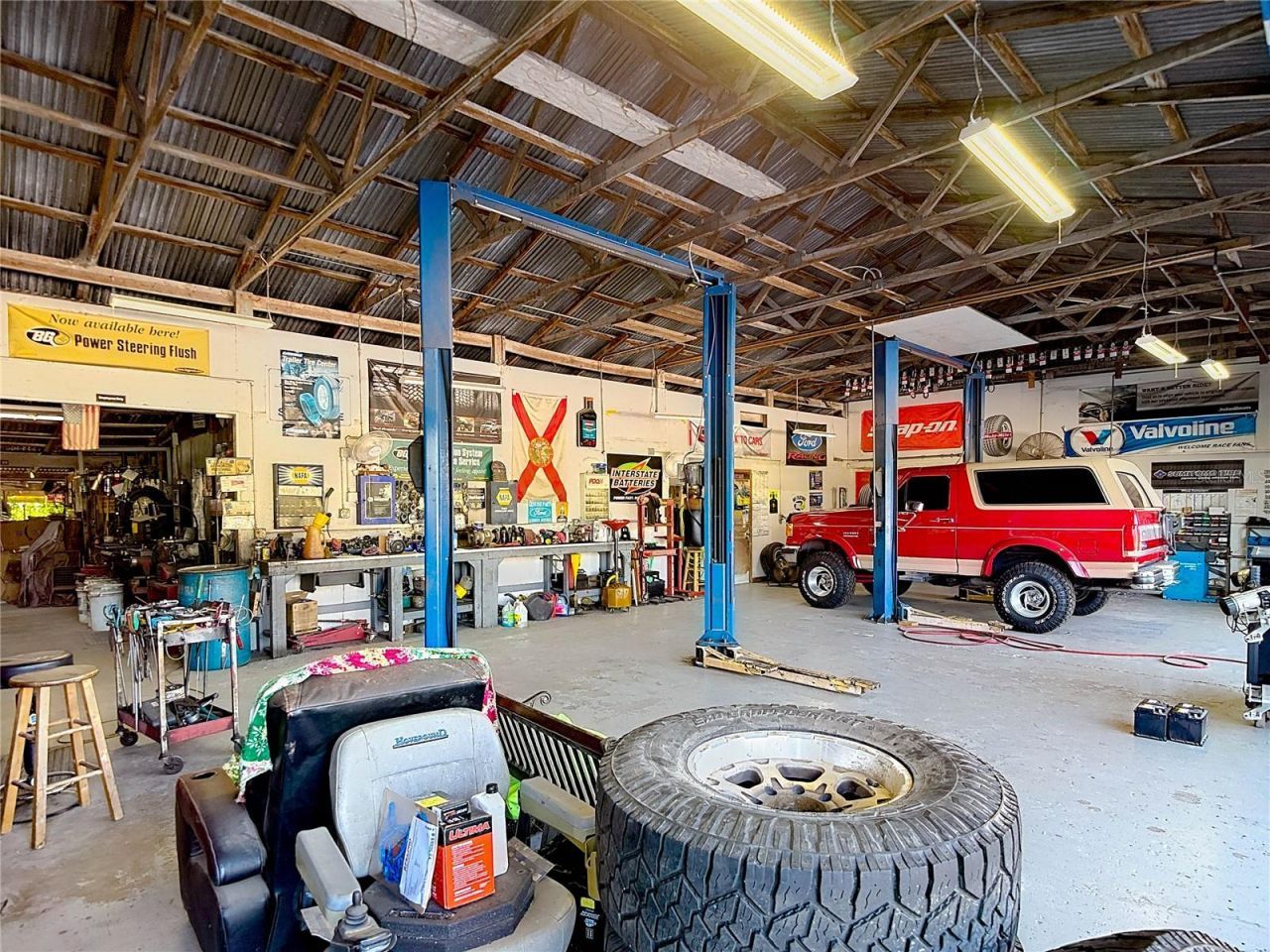 16924 Shady Hills Road, Spring Hill, FL 34610 Photo