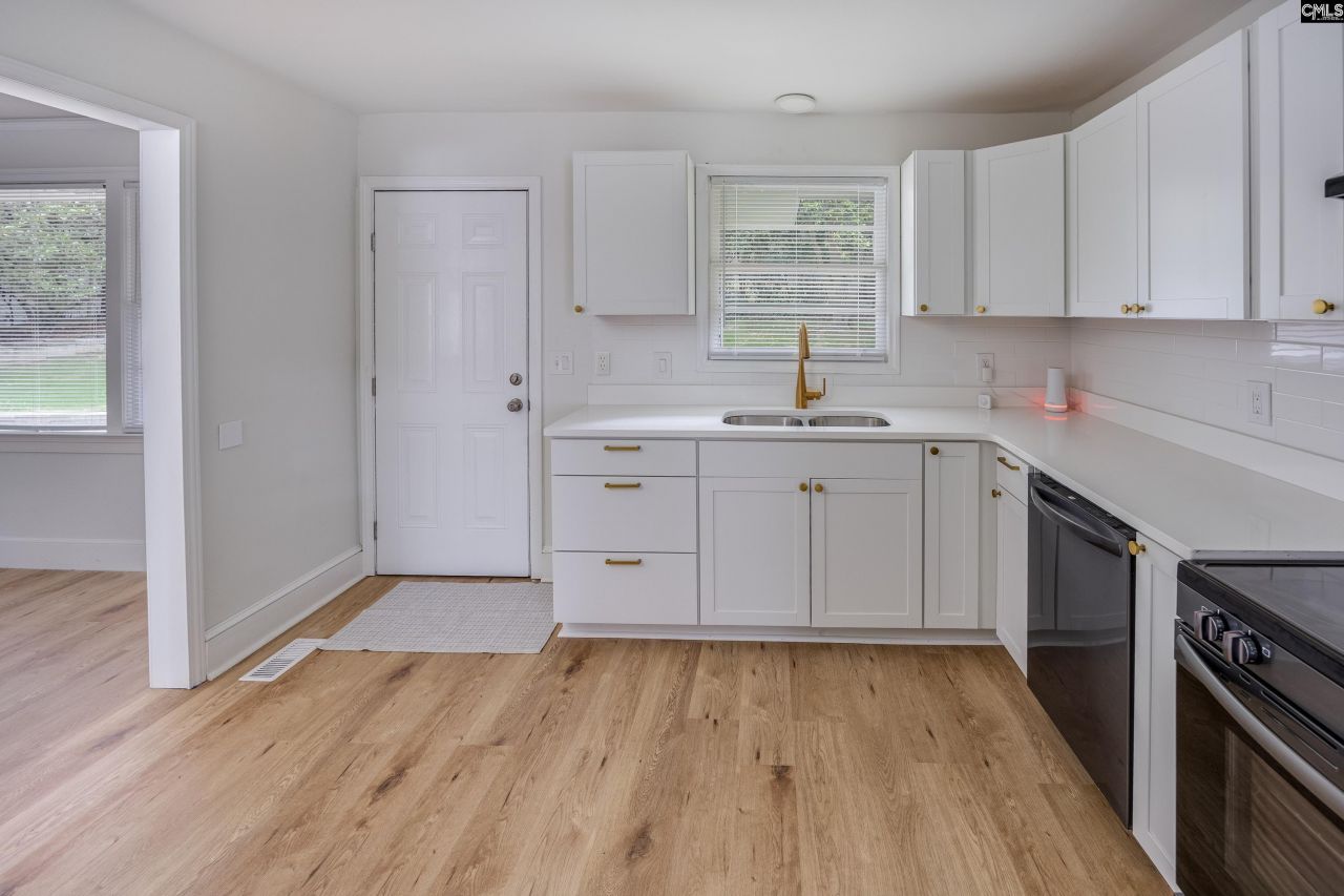 3319 Covenant Road Photo 6