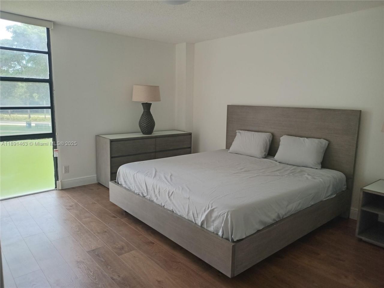 20400 W Country Club Dr, Unit 209, Aventura, FL 33180 Photo
