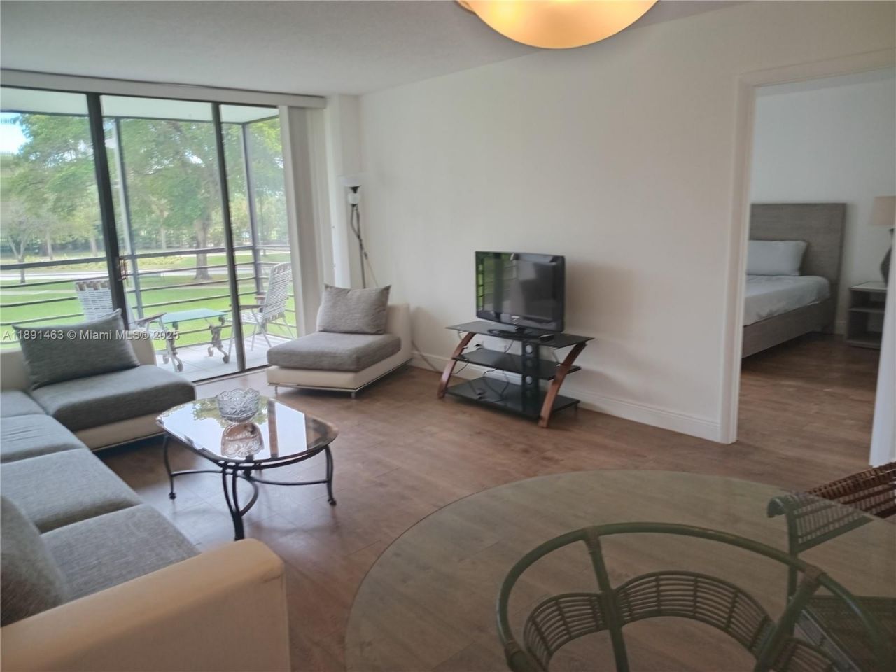 20400 W Country Club Dr, Unit 209, Aventura, FL 33180 Photo