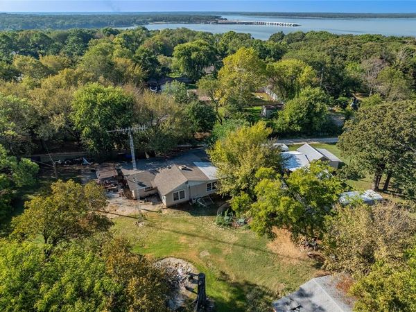 25 Cooper Lane, Pottsboro, TX 75076