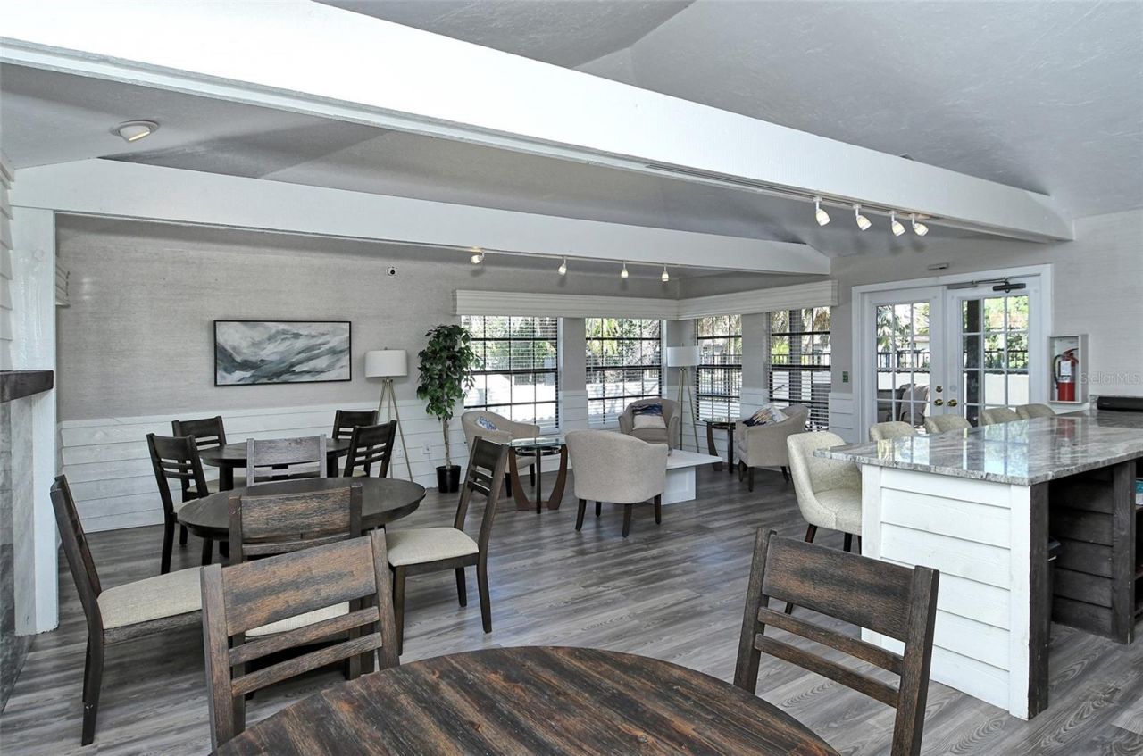 1529 Oak Way, Sarasota, FL 34232 Photo