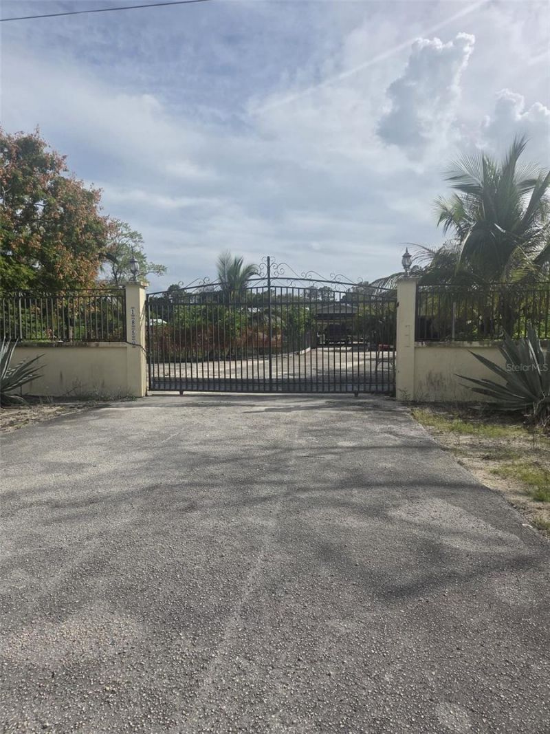 1850 Panama Avenue, Clewiston, FL 33440 Main Photo