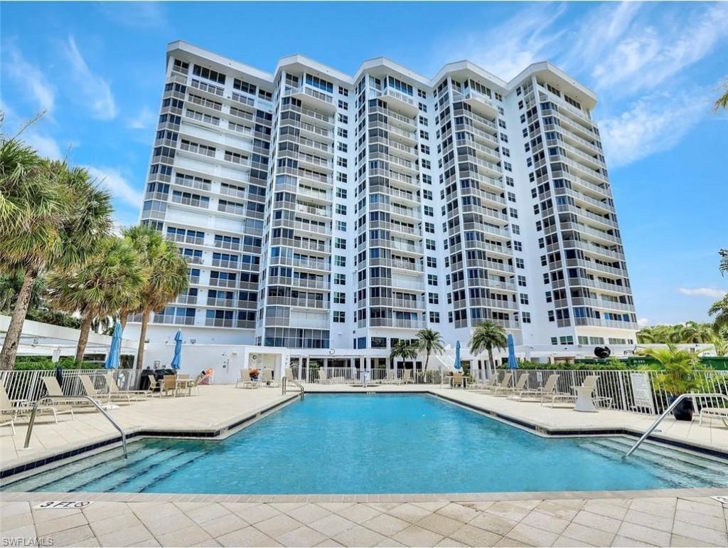 6361 Pelican Bay Blvd, Unit 904, Naples, FL 34108 Photo
