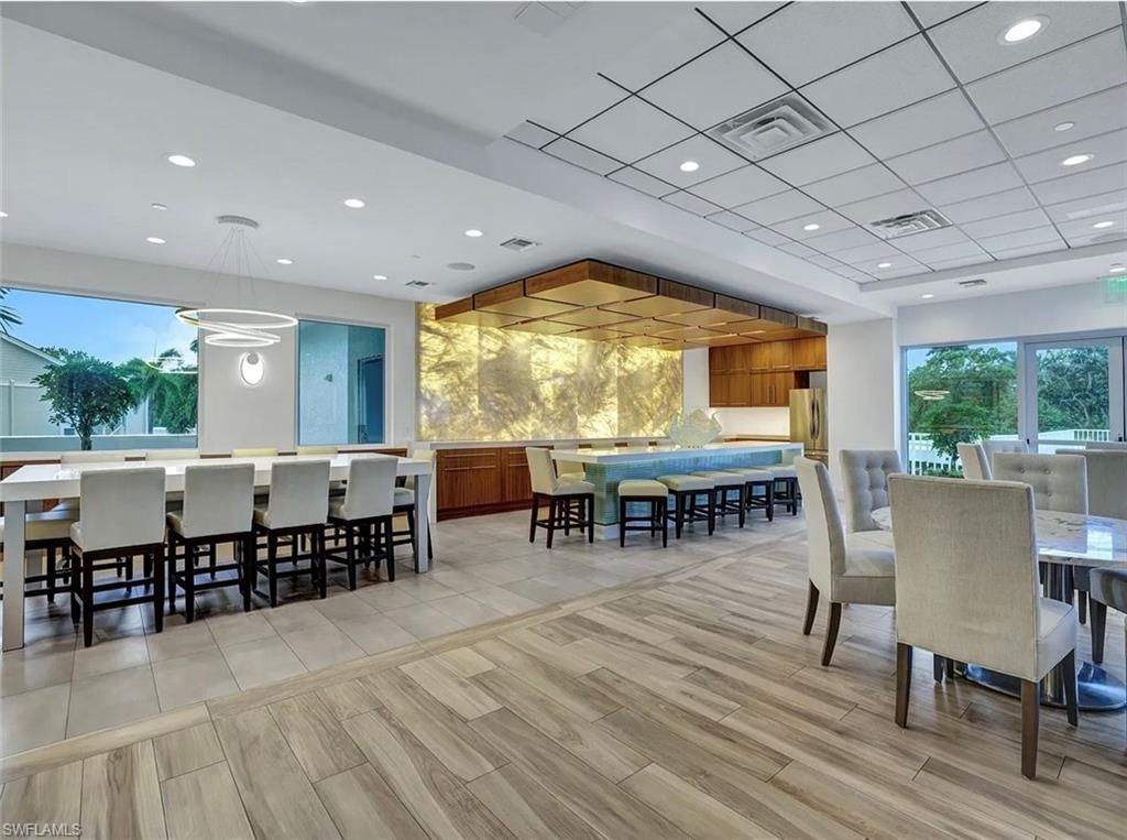 6361 Pelican Bay Blvd, Unit 904, Naples, FL 34108 Photo