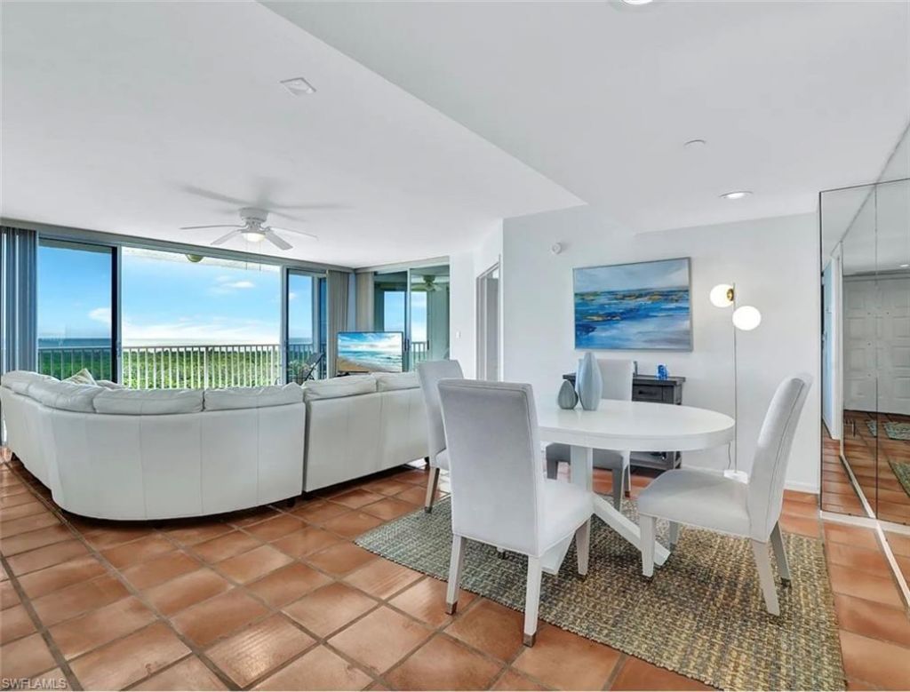6361 Pelican Bay Blvd, Unit 904, Naples, FL 34108 Photo