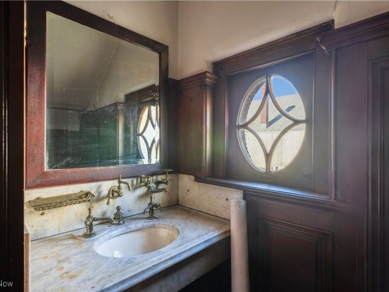 16 E Broadway Street, Wellston, OH 45692 Photo 12