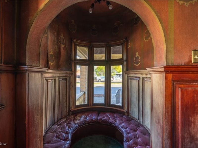 16 E Broadway Street, Wellston, OH 45692 Photo 8