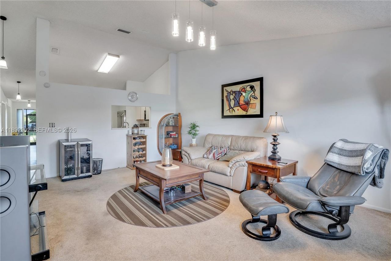 7641 NW 99th Ave, Tamarac, FL 33321 Photo