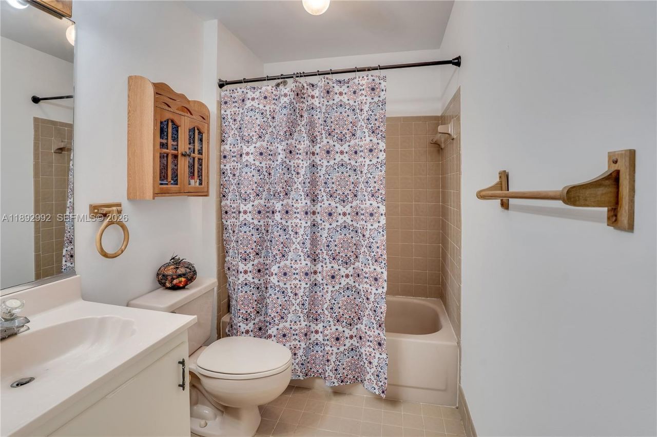 7641 NW 99th Ave, Tamarac, FL 33321 Photo