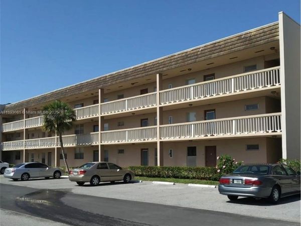 6150 NW 62nd St, Unit 308, Tamarac, FL 33319