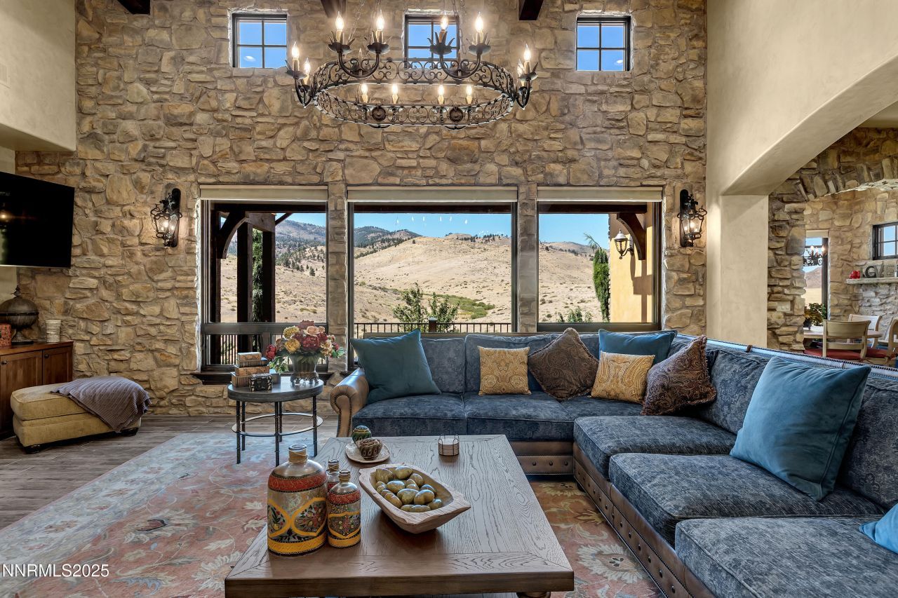 3166 Vista Favoloso, Reno, NV 89519 Photo