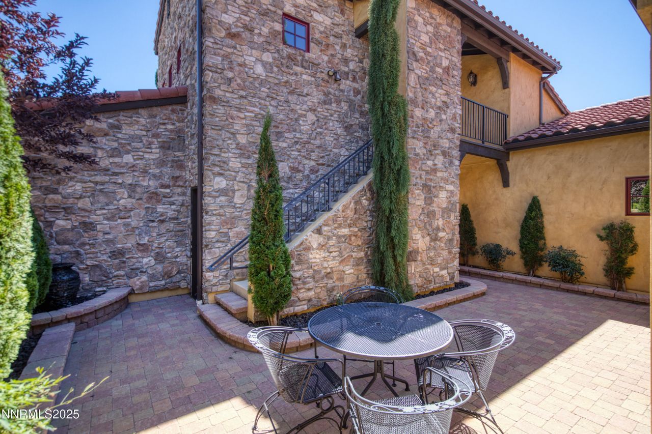 3166 Vista Favoloso, Reno, NV 89519 Photo