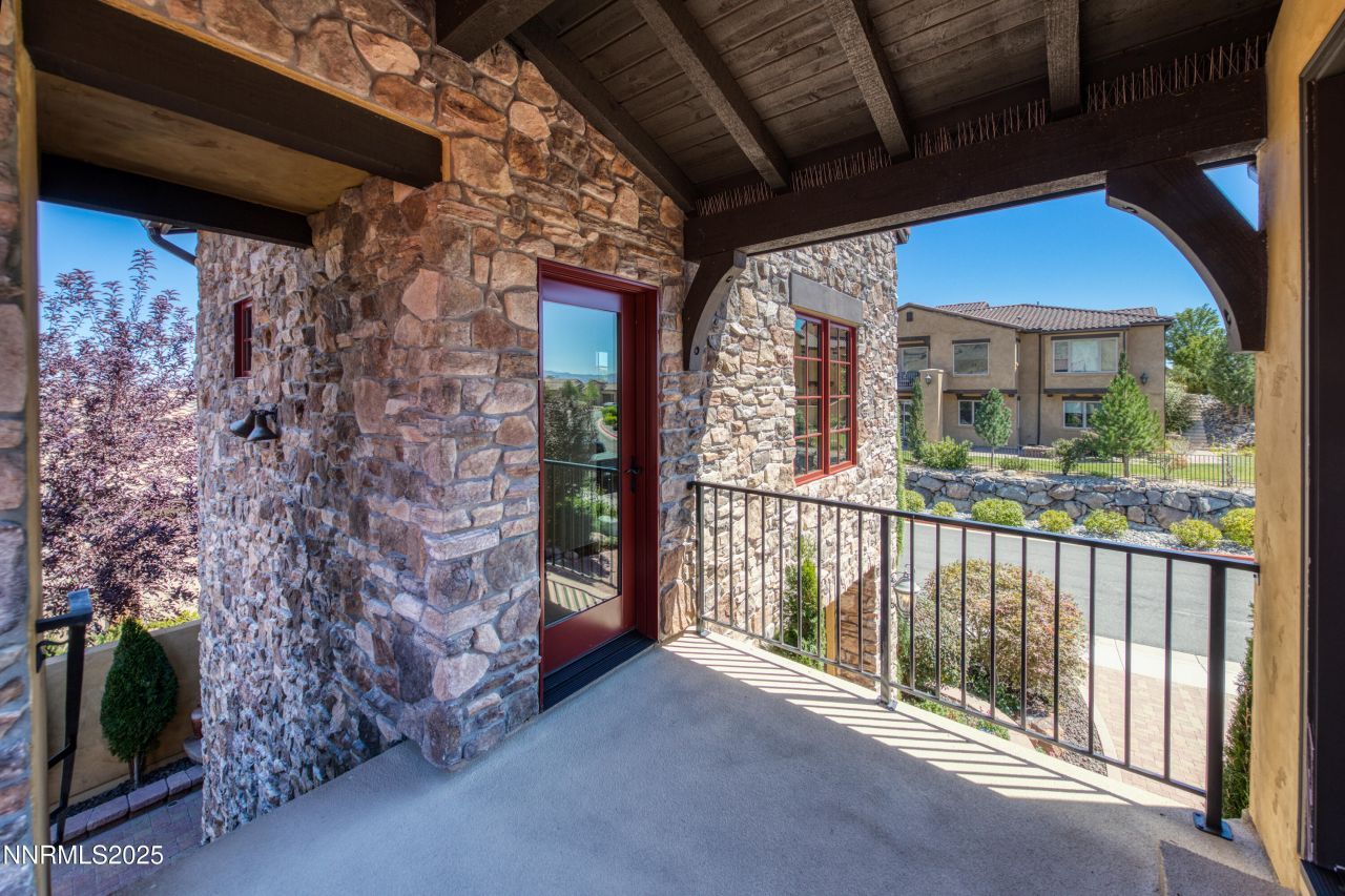 3166 Vista Favoloso, Reno, NV 89519 Photo