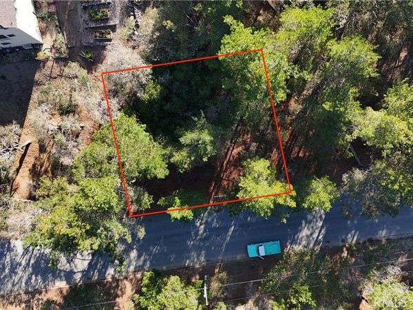 1955 Avon Avenue, Cambria, CA 93428