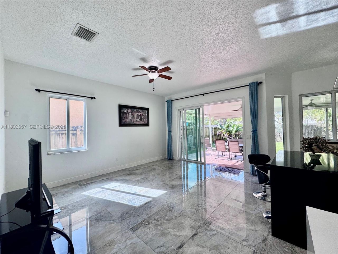 382 NE 19th Ave, Homestead, FL 33033 Photo