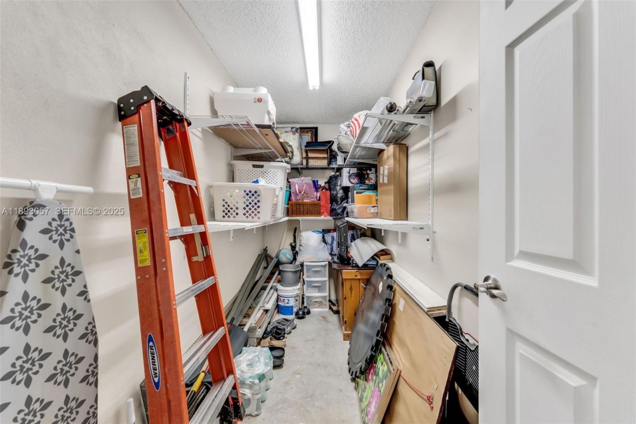 382 NE 19th Ave, Homestead, FL 33033 Photo