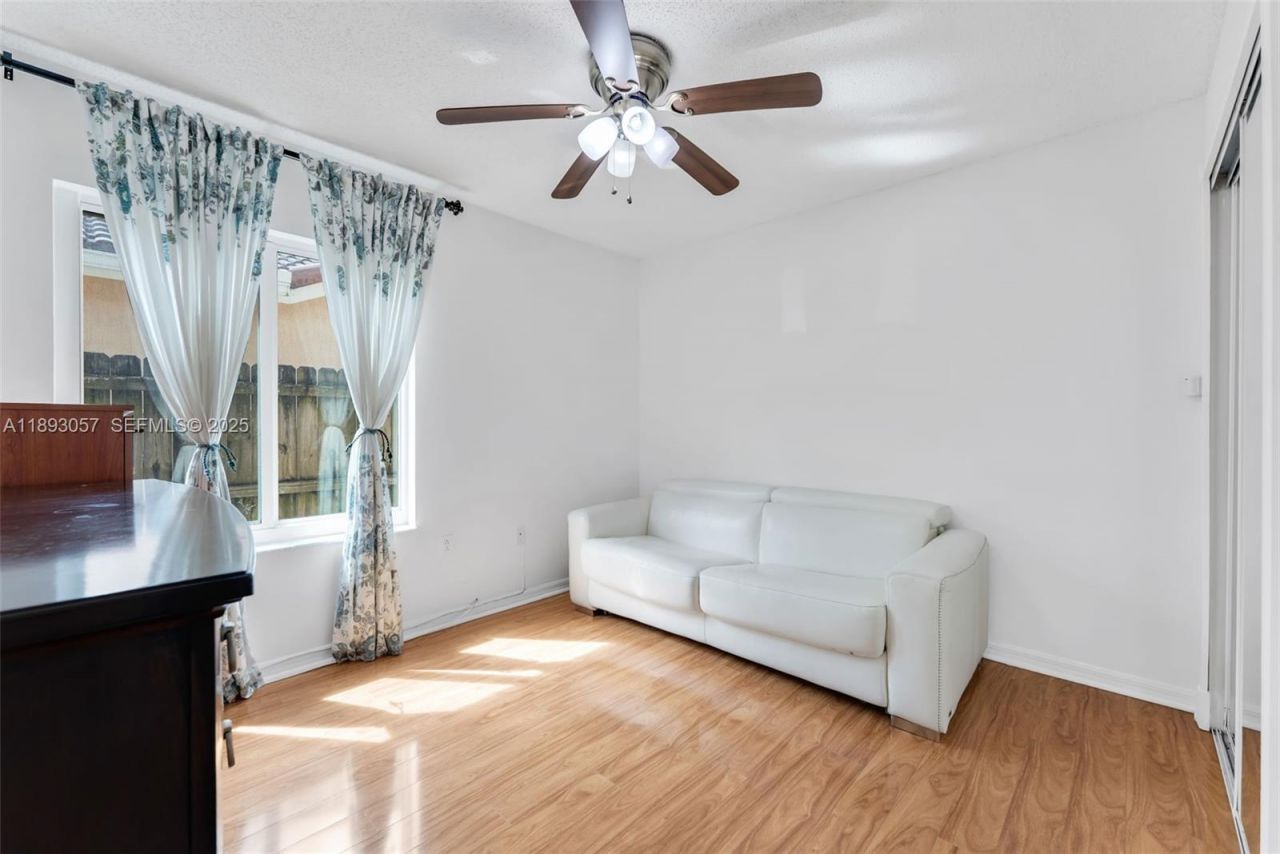 382 NE 19th Ave, Homestead, FL 33033 Photo