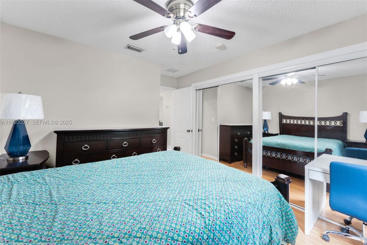 382 NE 19th Ave, Homestead, FL 33033 Photo