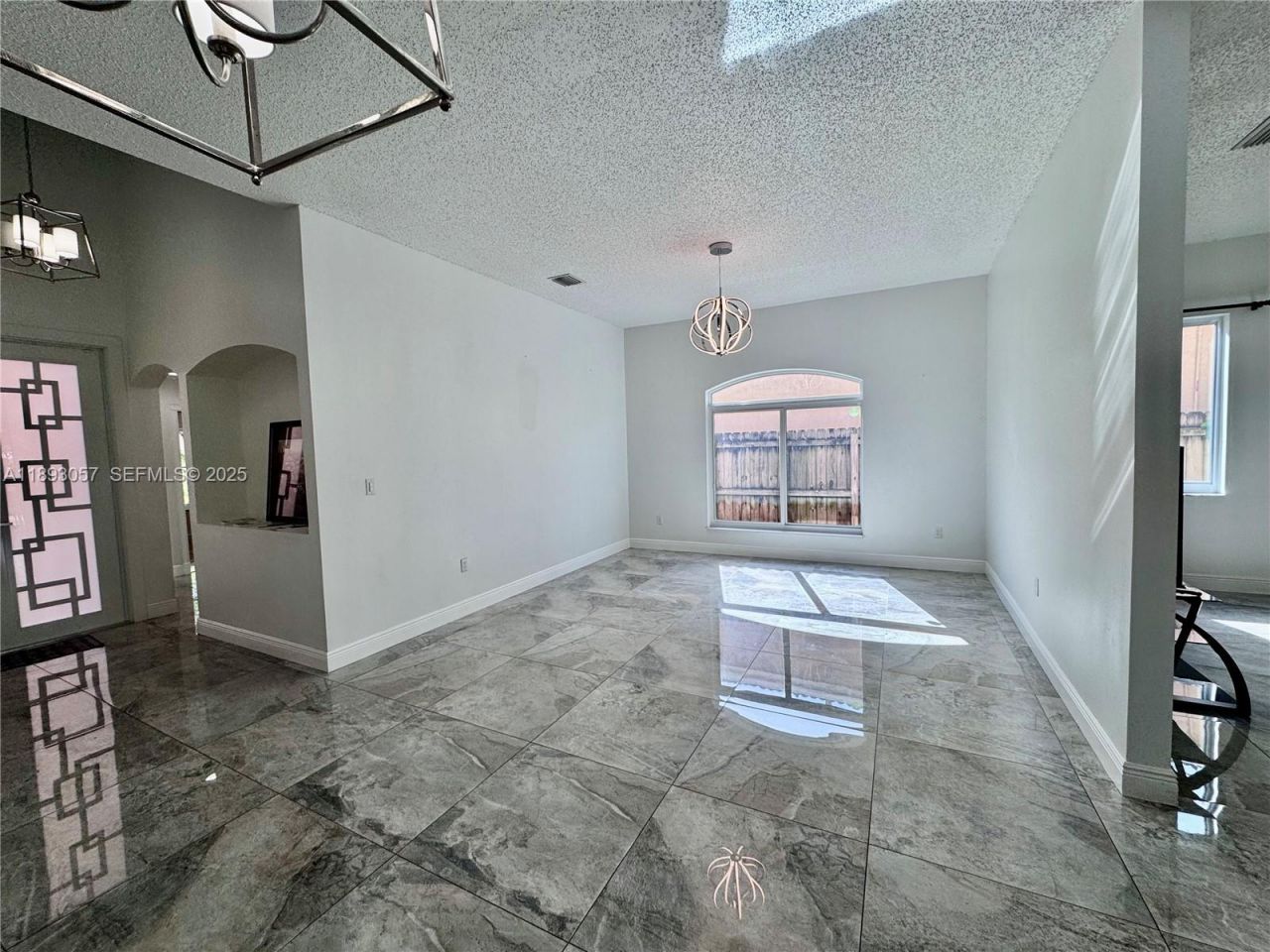 382 NE 19th Ave, Homestead, FL 33033 Photo