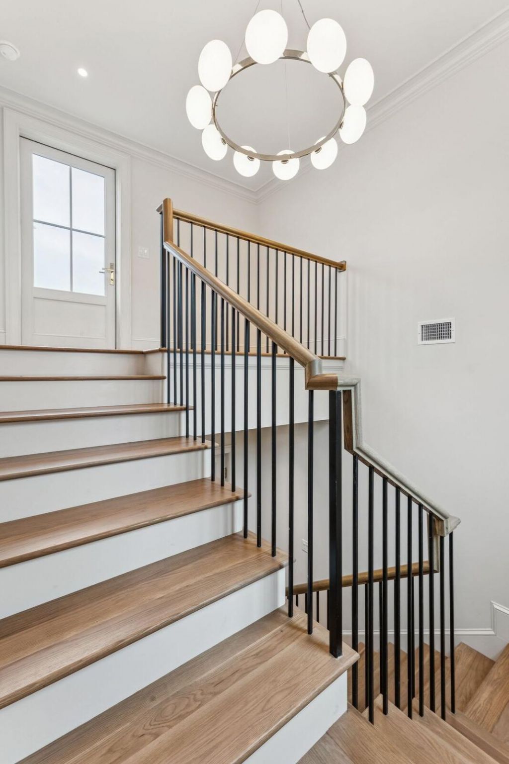 4 Trapman Street Photo 44