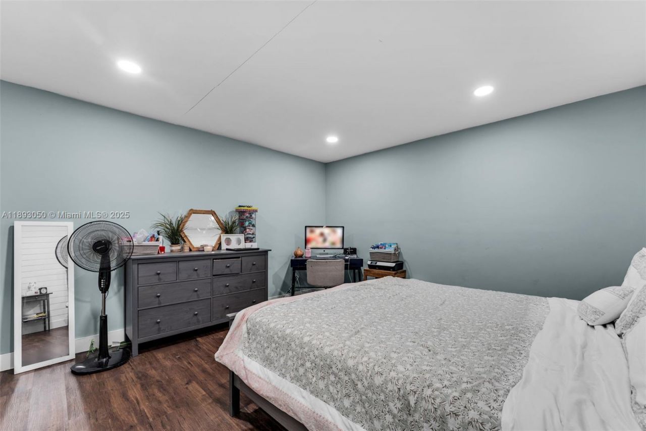 14301 SW 146th Ter, Miami, FL 33186 Photo