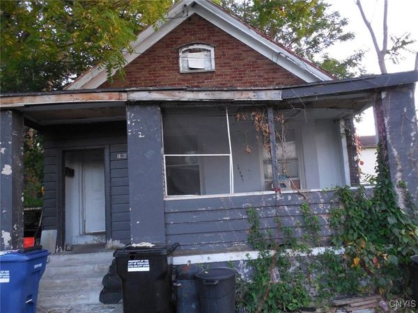 306 Van Buren St., Syracuse, NY 13202