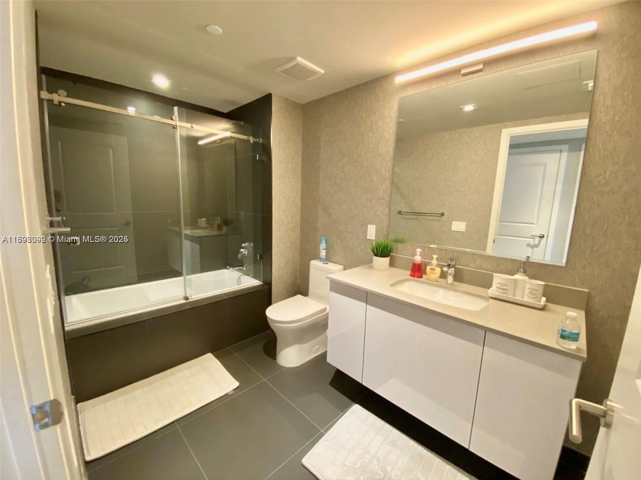 1600 NE 1st Ave, Unit 1003, Miami, FL 33132 Photo