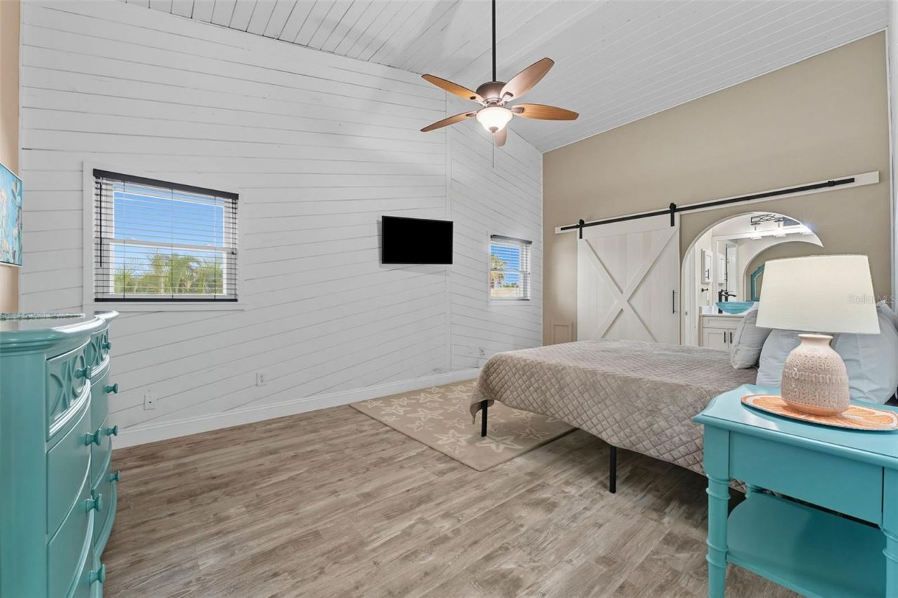 208 Bates Avenue, Indian Rocks Beach, FL 33785 Photo