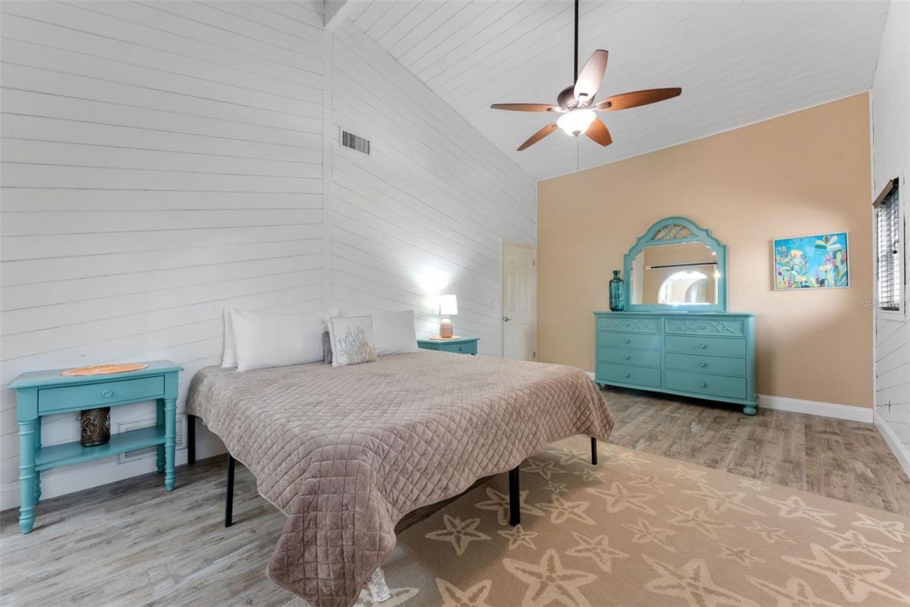208 Bates Avenue, Indian Rocks Beach, FL 33785 Photo