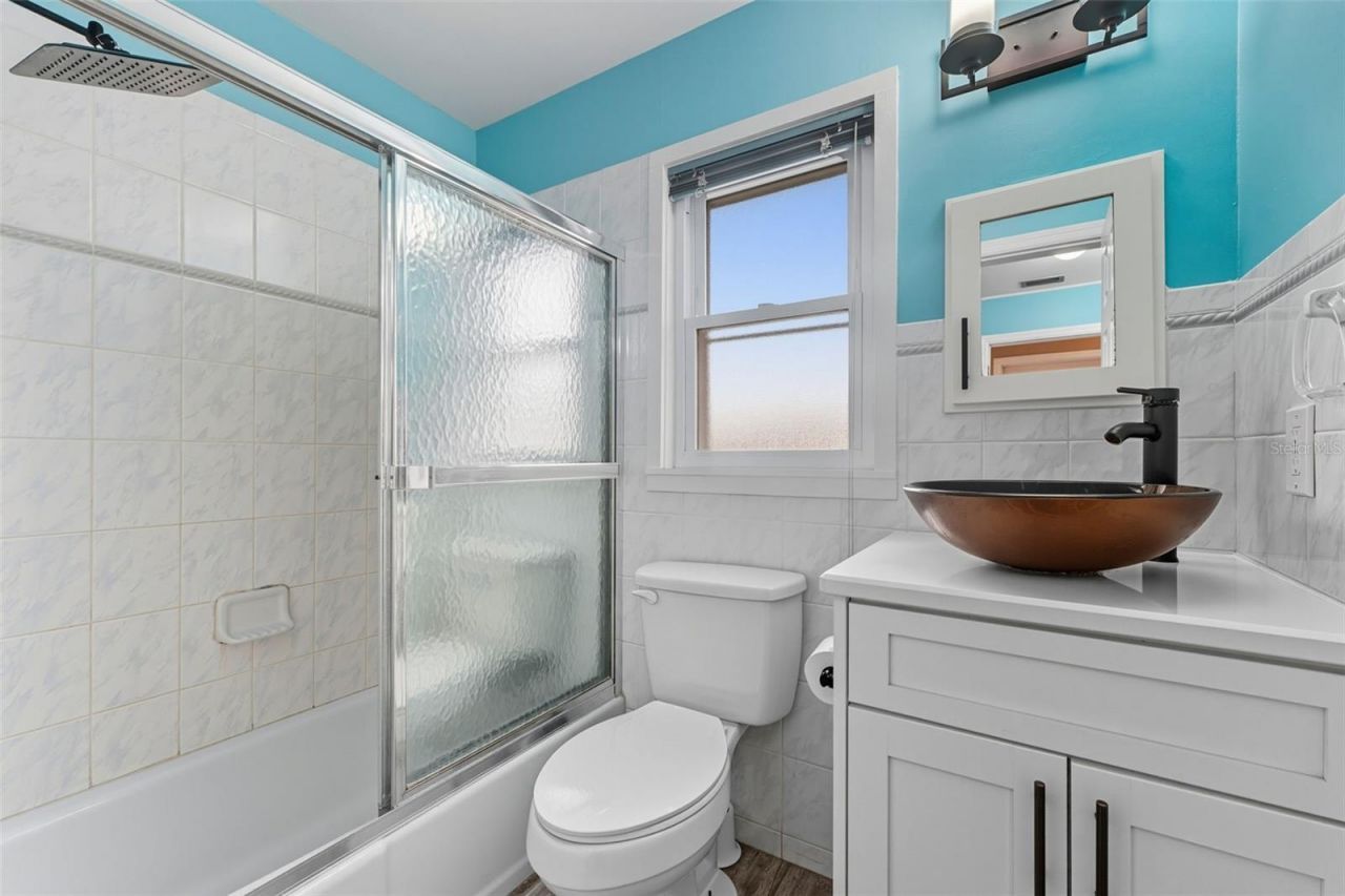 208 Bates Avenue, Indian Rocks Beach, FL 33785 Photo
