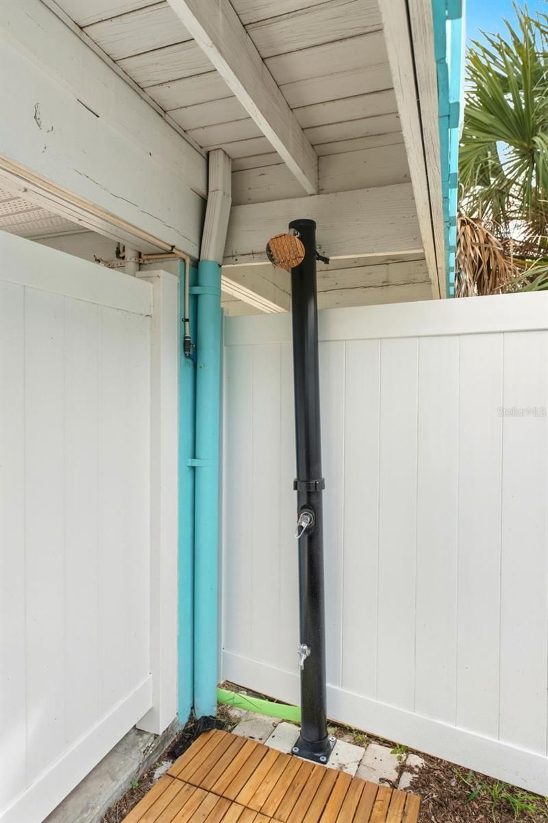 208 Bates Avenue, Indian Rocks Beach, FL 33785 Photo