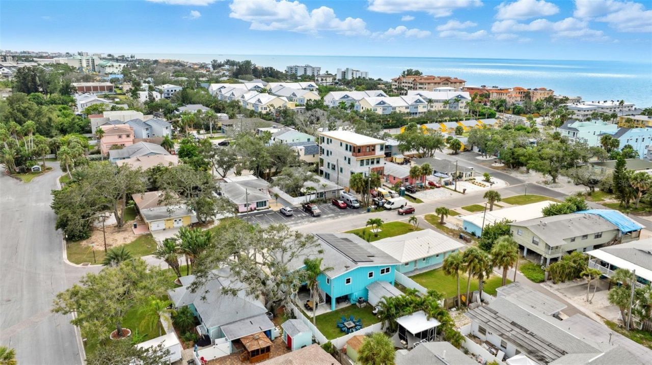 208 Bates Avenue, Indian Rocks Beach, FL 33785 Photo