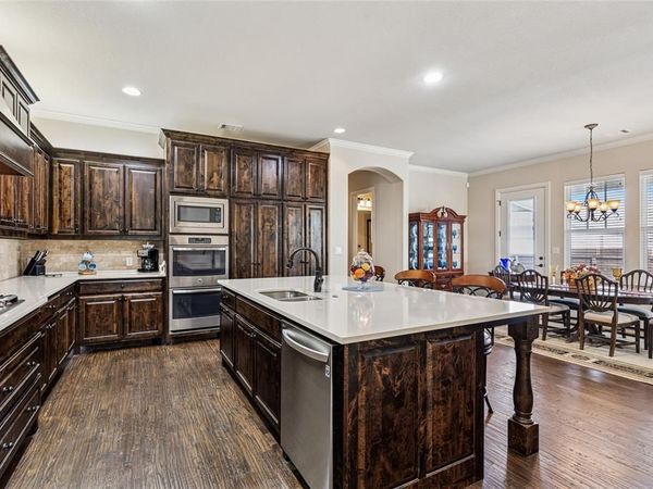 6025 Kessler Drive, North Richland Hills, TX 76180