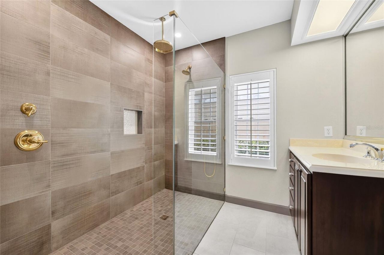 5941 Chesapeake Park, Unit GE, Orlando, FL 32819 Photo