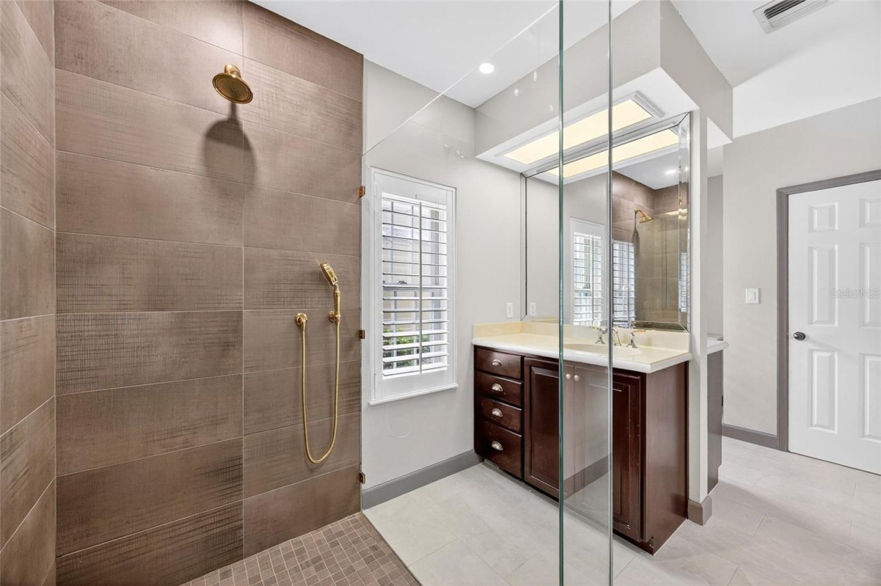 5941 Chesapeake Park, Unit GE, Orlando, FL 32819 Photo