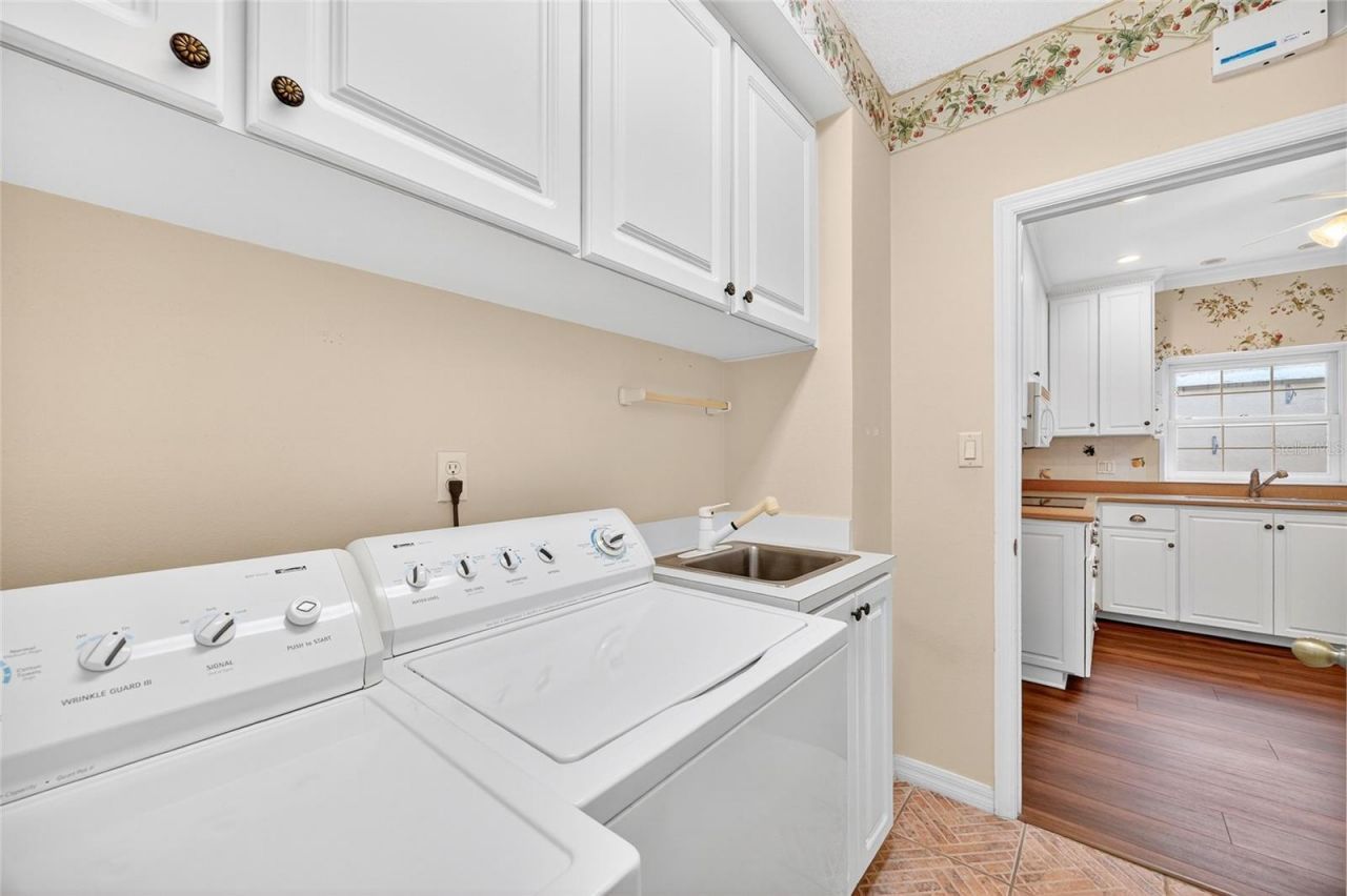 5941 Chesapeake Park, Unit GE, Orlando, FL 32819 Photo