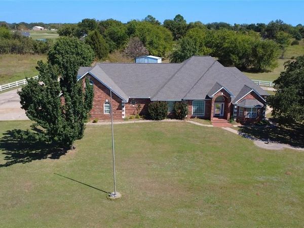 101 Gatlin Drive, Meeker, OK 74855