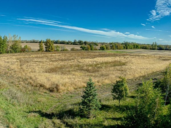 - Homestead Road, Nelson, MN 56355