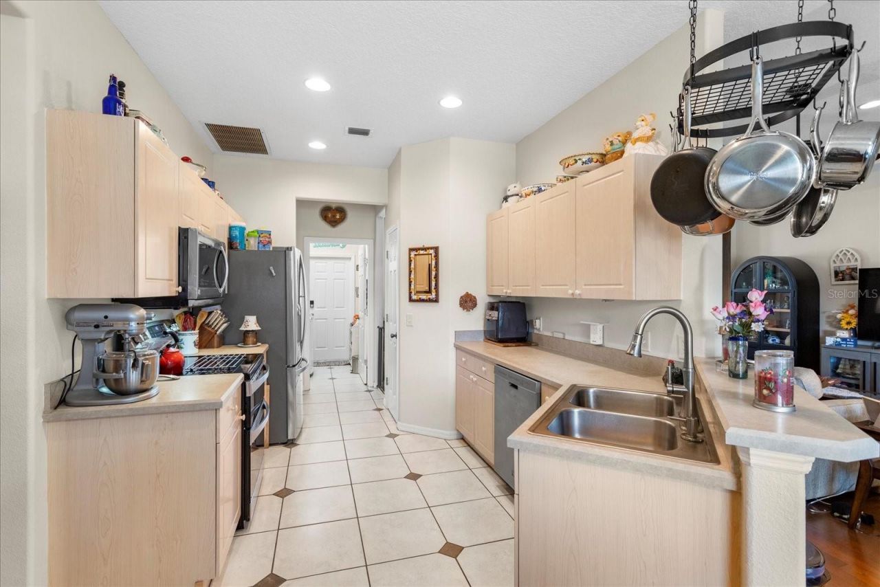 13500 Biscayne Drive, Grand Island, FL 32735 Photo