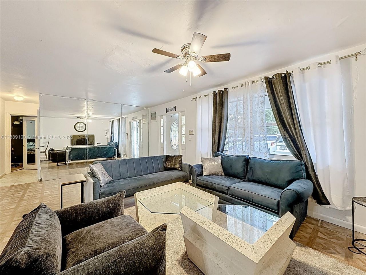 605 NE 164th St, Miami, FL 33162 Photo