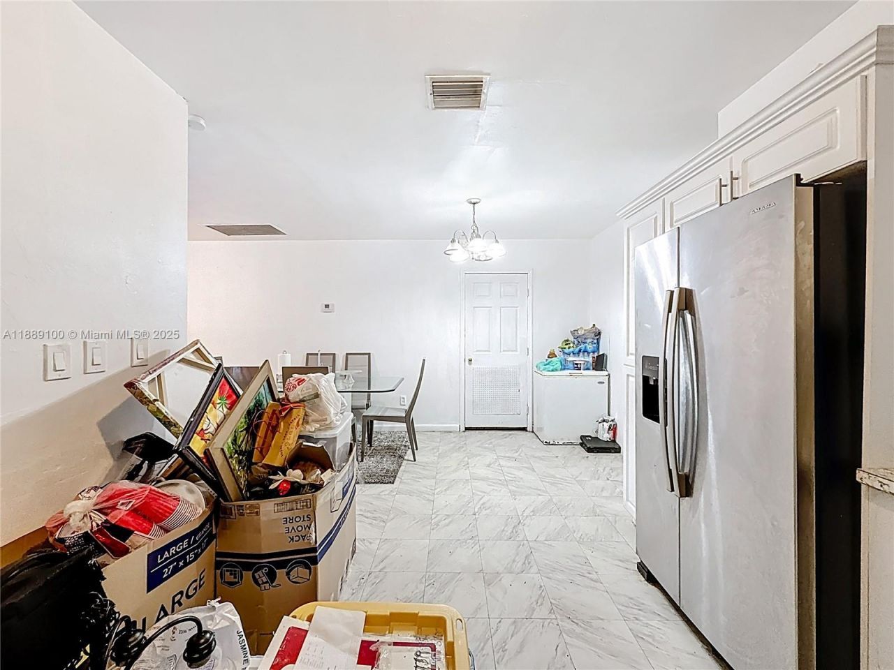 605 NE 164th St, Miami, FL 33162 Photo